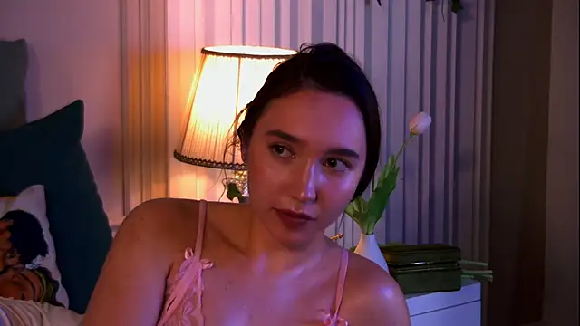 Snapshot of Suzaneey chatting on 15, 6, 2026 Suzaneey online show from 15, 6, 2026