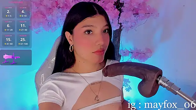 May Fox  online show from 5, 5, 2026