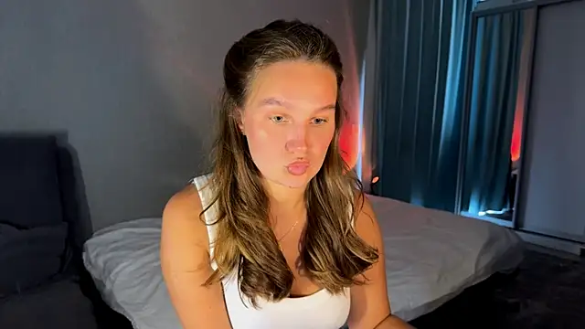 secretnaya girl online show from 6, 7, 2026