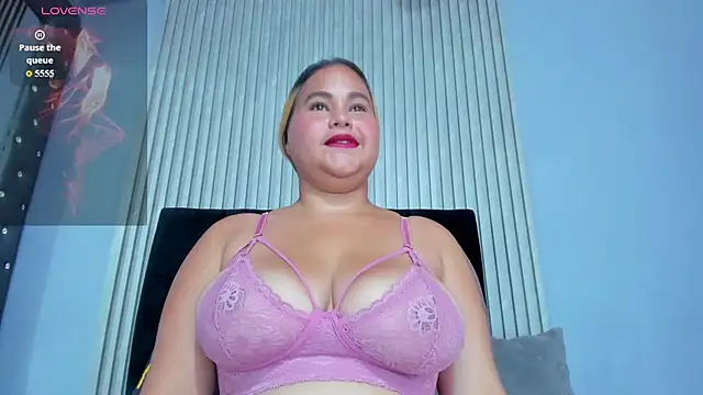 Snapshot of VickyBoobies_ chatting on 13, 7, 2026 VickyBoobies online show from 13, 7, 2026