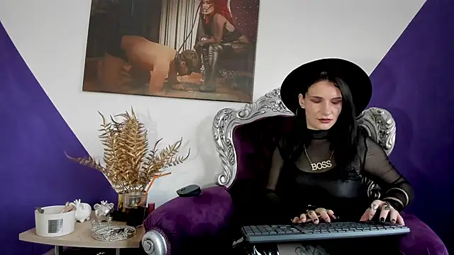 MistressKasandra online show from 11, 5, 2026