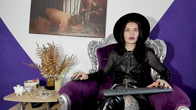 MistressKasandra online show from 14, 5, 2026