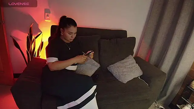 Alyssa and DAngelo online show from 9, 7, 2026
