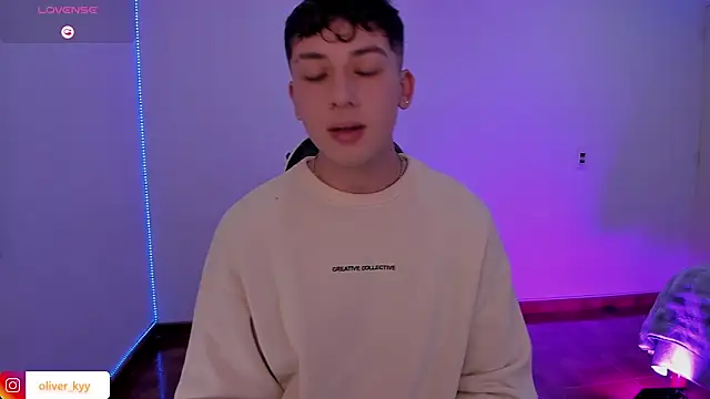 OLIVER K online show from 25, 5, 2026