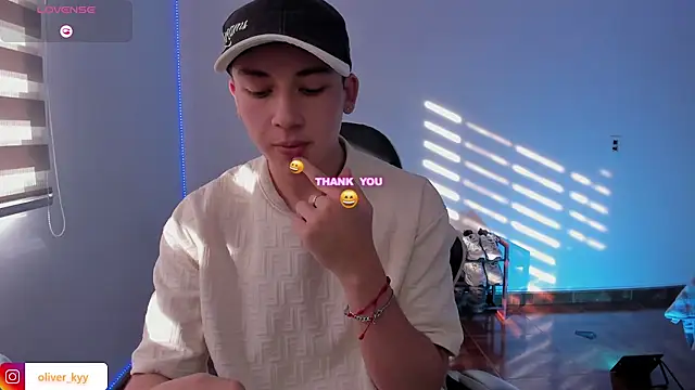 OLIVER K online show from 19, 5, 2026