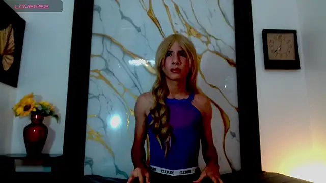 esmeralda negrette online show from 18, 4, 2026