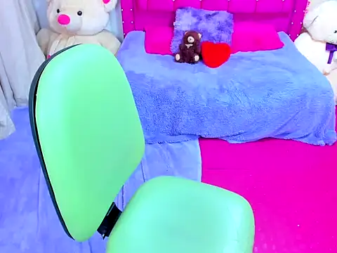 naomi johnson online show from 15, 5, 2026