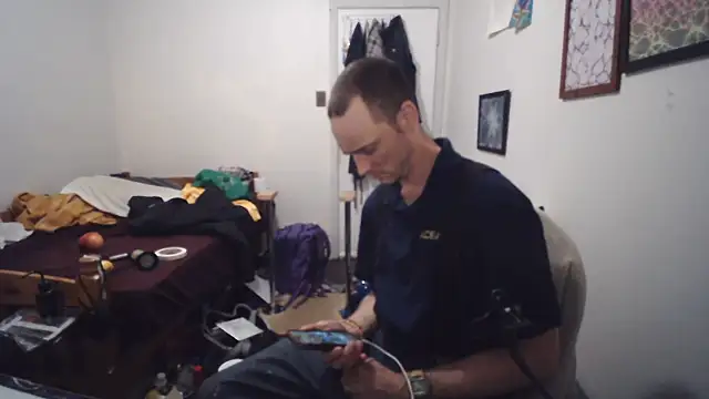 JohnnyMoves online show from 15, 6, 2026