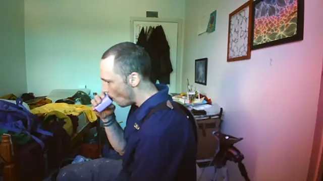 JohnnyMoves online show from 19, 6, 2026