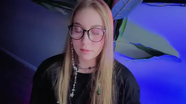ShowmeYourfetish online show from 27, 5, 2026