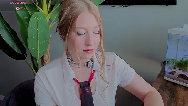 ShowmeYourfetish online show from 8, 5, 2026