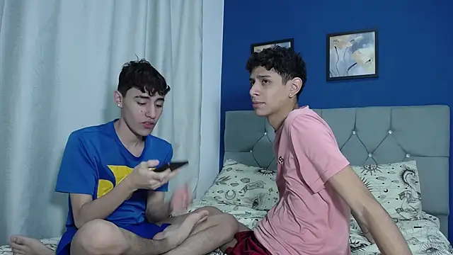 Snapshot of Thiago_And_Gael chatting on 17, 6, 2026 Thiago And Gael online show from 17, 6, 2026