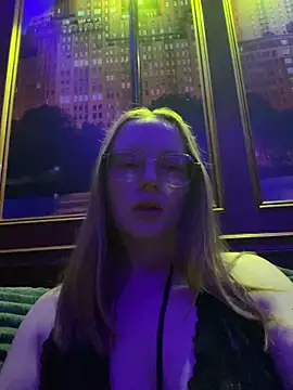 Snapshot of skyerose11 chatting on 7, 5, 2026 skyerose11 online show from 7, 5, 2026