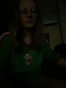 skyerose11 online show from 16, 4, 2026