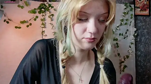 Snapshot of Lina_Wi chatting on 2, 7, 2026 Lina Wi online show from 2, 7, 2026