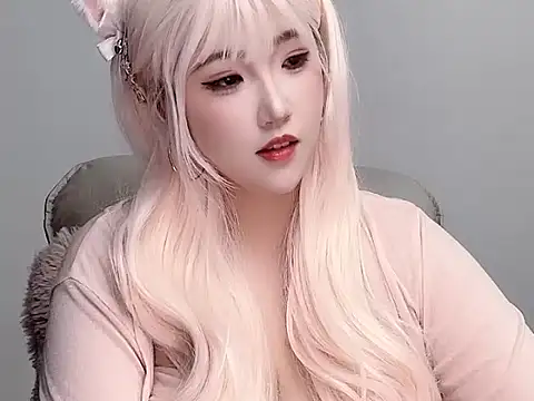 Snapshot of Eva_258899 chatting on 21, 5, 2026 Eva 258899 online show from 21, 5, 2026