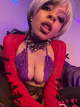 Snapshot of nerdyhotgoth chatting on 25, 5, 2026 nerdyhotgoth online show from 25, 5, 2026