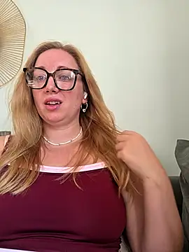 Snapshot of arielsweetieee chatting on 16, 7, 2026 arielsweetieee online show from 16, 7, 2026