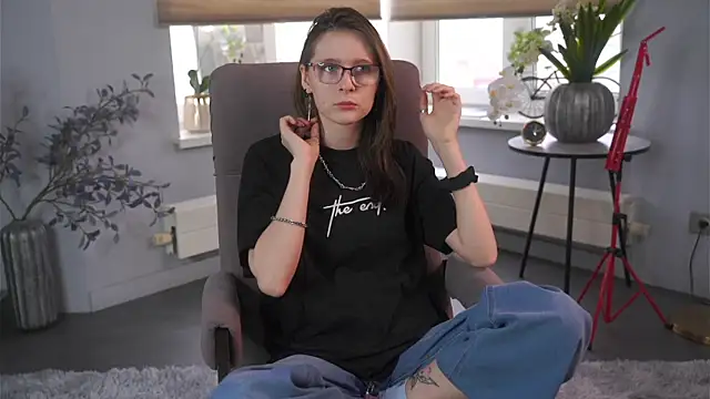 LinnLandsman online show from 18, 4, 2026