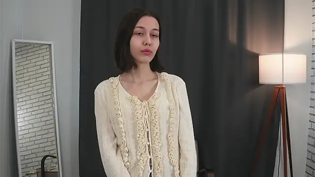 TamikoKolber online show from 17, 4, 2026