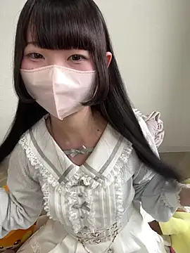 --Reina-- online show from 28, 4, 2026