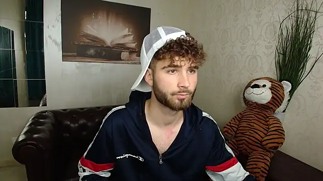 KyloEast online show from 25, 5, 2026