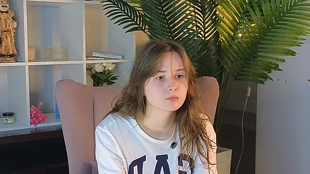 PamalaWhittmore online show from 18, 4, 2026