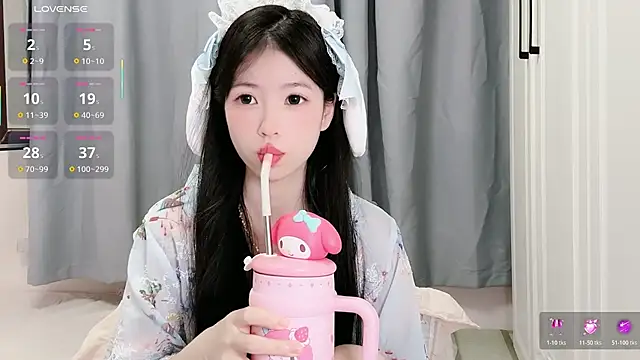 XiaoMei-iiiiii online show from 30, 5, 2026