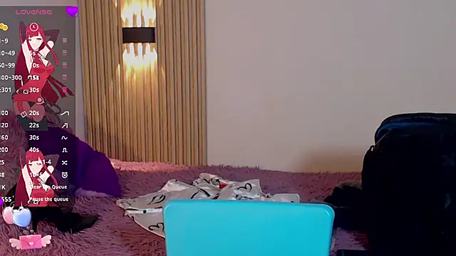 LucyWild8 online show from 9, 7, 2026