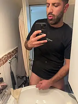 -Gentleman778 online show from 16, 4, 2026