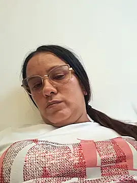Snapshot of Samanta-42 chatting on 13, 5, 2026 Samanta-42 online show from 13, 5, 2026