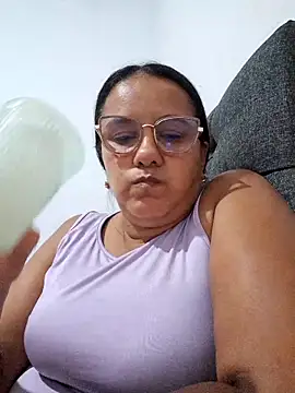 Snapshot of Samanta-42 chatting on 21, 5, 2026 Samanta-42 online show from 21, 5, 2026