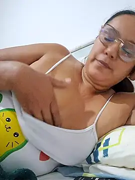 Snapshot of Samanta-42 chatting on 10, 7, 2026 Samanta-42 online show from 10, 7, 2026