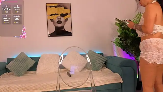 RebeccaSinXX online show from 18, 6, 2026