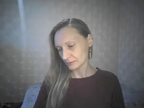 Snapshot of LunaBelle8 chatting on 12, 5, 2026 LunaBelle8 online show from 12, 5, 2026