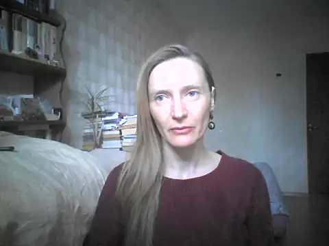 Snapshot of LunaBelle8 chatting on 10, 5, 2026 LunaBelle8 online show from 10, 5, 2026