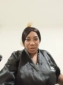 Snapshot of MadameEbony chatting on 16, 7, 2026 MadameEbony online show from 16, 7, 2026