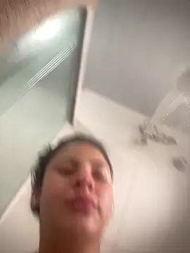 Livia-cortez online show from 27, 5, 2026
