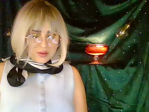 MillaNox online show from 17, 4, 2026