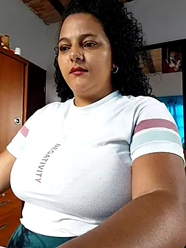 manuboobss online show from 24, 4, 2026