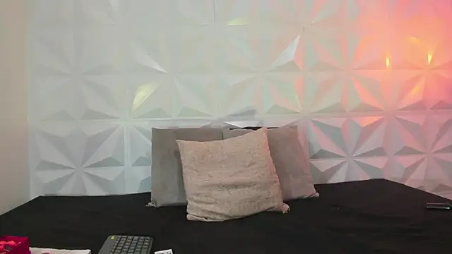 lucy rouse1 online show from 22, 5, 2026