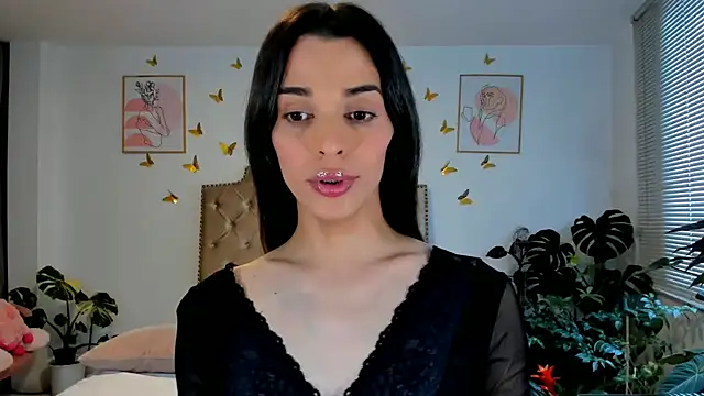 Snapshot of bella_grego chatting on 19, 6, 2026 bella grego online show from 19, 6, 2026
