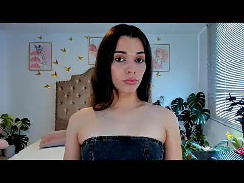 Snapshot of bella_grego chatting on 22, 4, 2026 bella grego online show from 22, 4, 2026