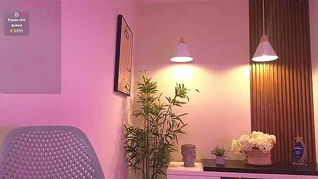 Snapshot of Cherry_Vixen_ chatting on 15, 5, 2026 Cherry Vixen online show from 15, 5, 2026