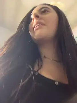 Snapshot of Maggiee_1 chatting on 6, 6, 2026 Maggiee 1 online show from 6, 6, 2026