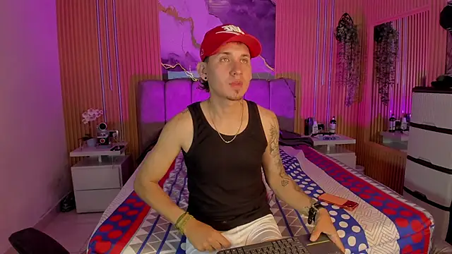 Snapshot of Owen_Drake chatting on 3, 6, 2026 Owen Drake online show from 3, 6, 2026