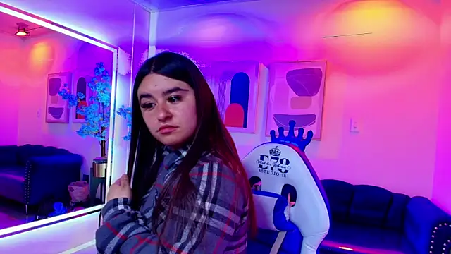 Anya Volke online show from 22, 4, 2026
