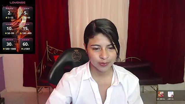 Snapshot of Lady_isabella_ chatting on 21, 7, 2026 Lady isabella online show from 21, 7, 2026
