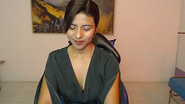 Lady isabella  online show from 6, 5, 2026