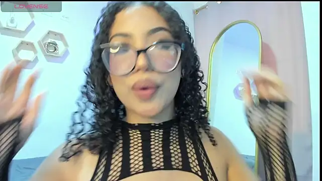 Miss ebony77 online show from 17, 4, 2026